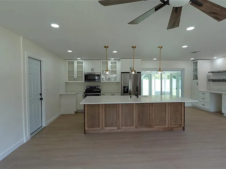 5 S Hercules Ave — Photo 11