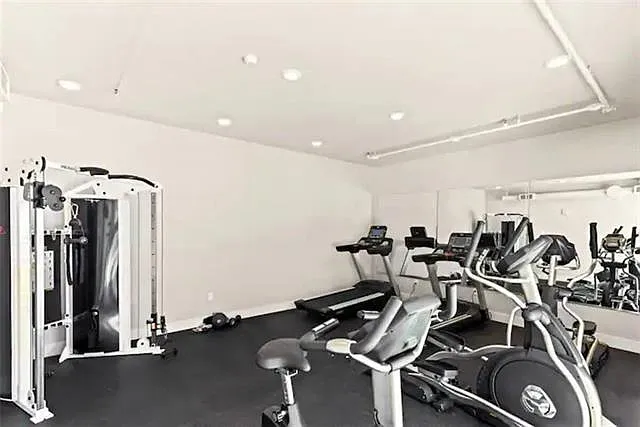 900 Bartholomew St #419 — Photo 14