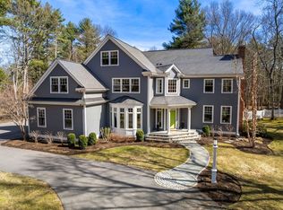 76 Hollis St, Sherborn, MA 01770