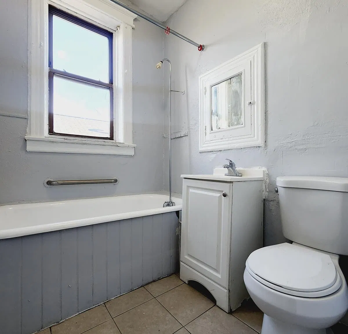 3 bed, $2,200 — Photo 3