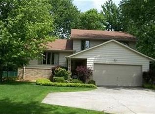 4151 Dover Center Rd, North Olmsted, OH 44070