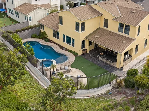 8 Alienta Ln, Mission Viejo, CA 92694