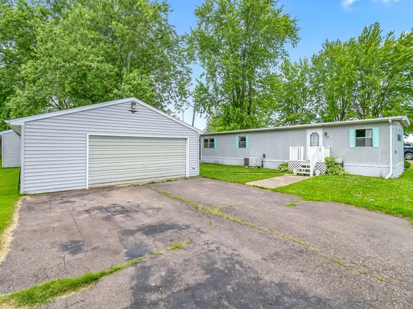127 Lucky Dr, Coldwater, MI 49036