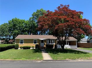 15 Adrian St, Warwick, RI 02886