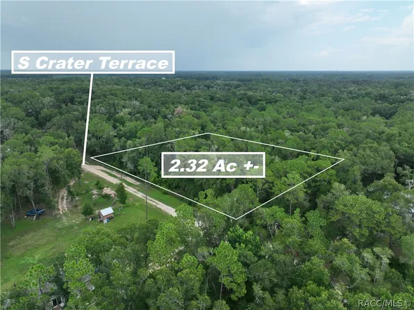 13205 S Crater Ter, Floral City, FL 34436