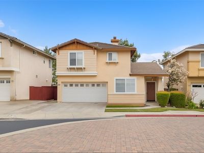 2216 Jeans Ct, Signal Hill, CA, 90755