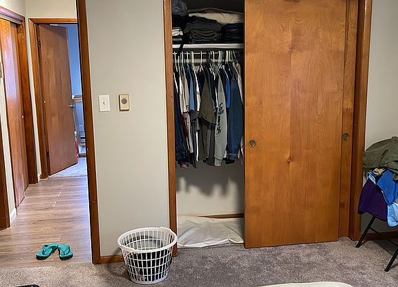 5th image of 5841 W 25th St #4