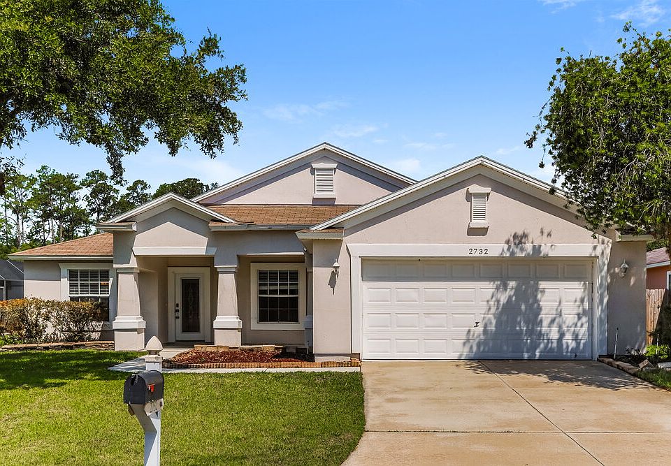 1st image of 2732 Woodsdale Dr