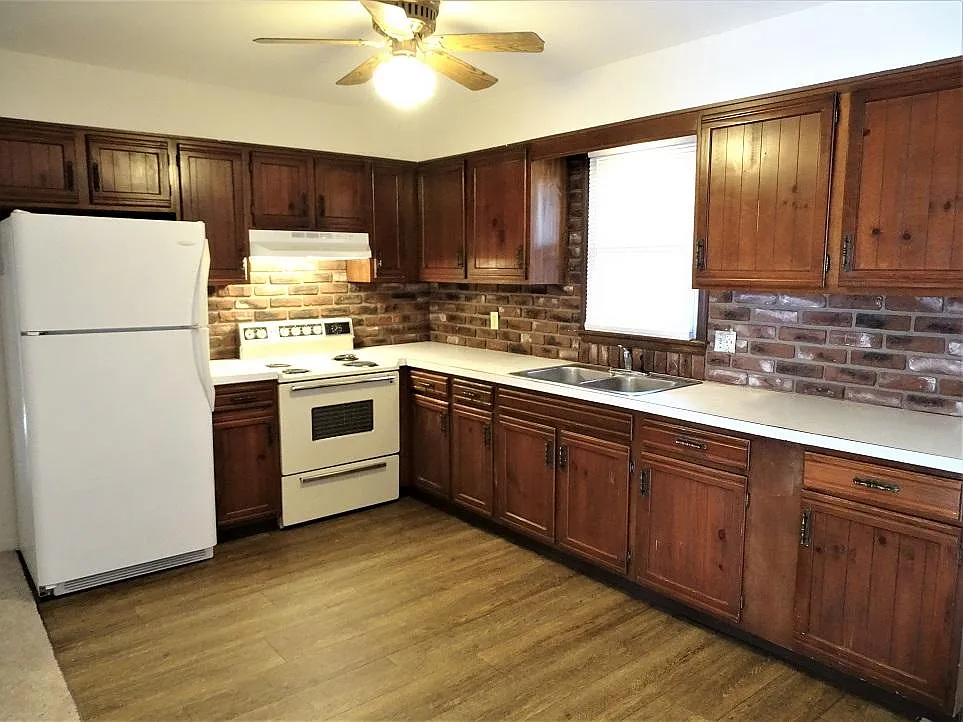 2 bed, $1,195 — Photo 4