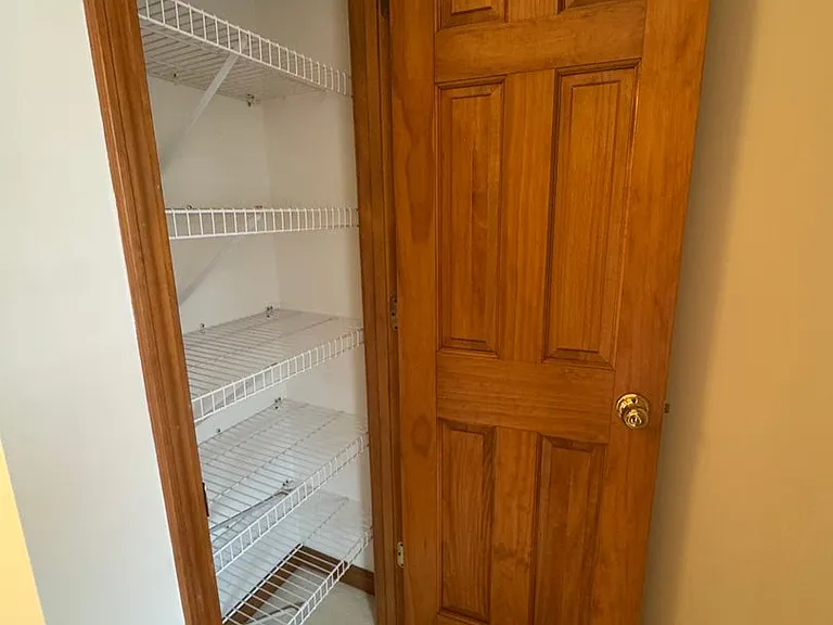 2047 Parkside Dr — Photo 15
