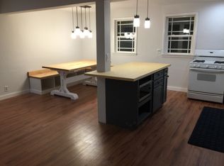 432 Avalon Dr, Vista, CA 92084