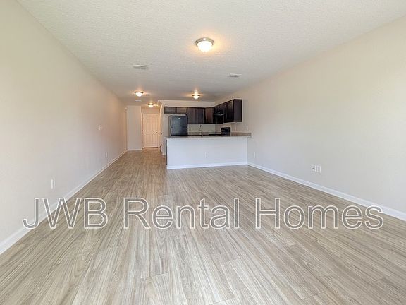 3rd image of 8498 McGirts Village Ln