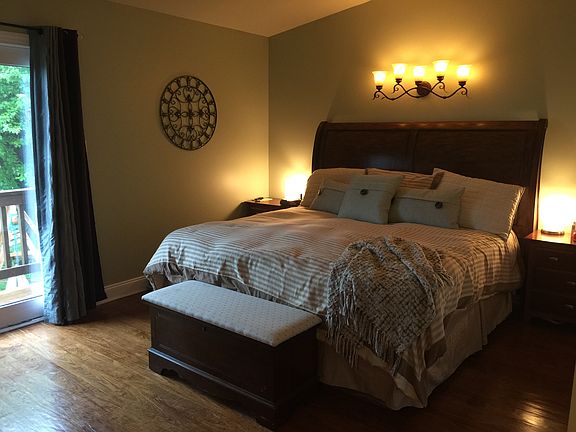 5th image of 535 Jenkins Ln