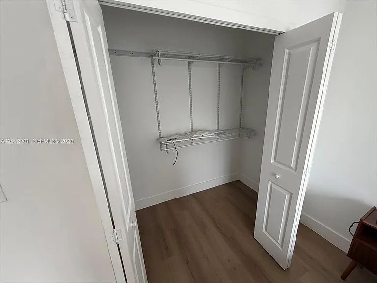 1619 Jefferson Ave #201 — Photo 7