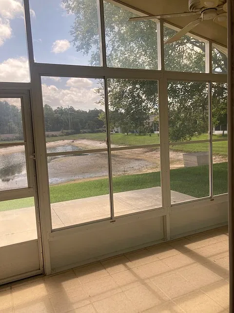 2 bed, 1300 sqft, $2,100 — Photo 3