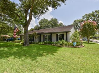 5447 Rutherglenn Dr, Houston, TX 77096