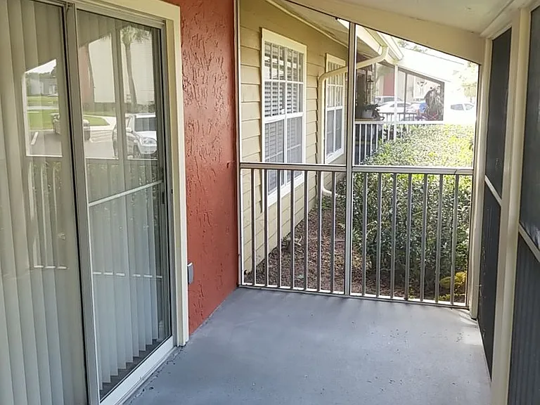 305 Lake Parsons Grn #101 — Photo 17