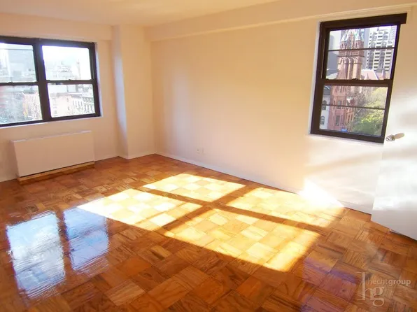 401 E 89th St #Res, New York, NY 10128