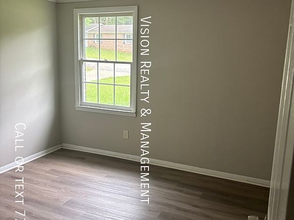 3rd image of 85 Knob Dr