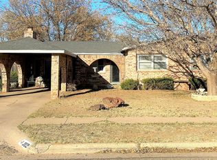 312 52nd St, Lubbock, TX 79404