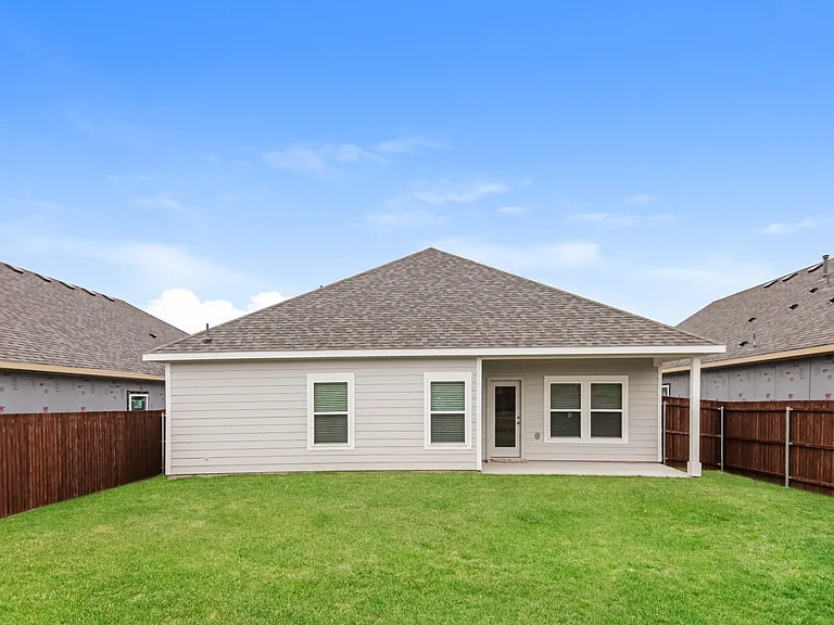 2213 Trailside Dr — Photo 20