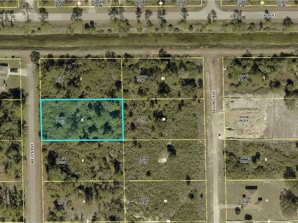 720 Wells Ave, Lehigh Acres, FL 33972