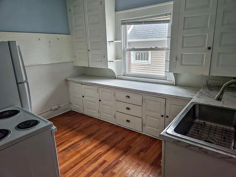 1021-23 Ackerman Ave #2 — Photo 3