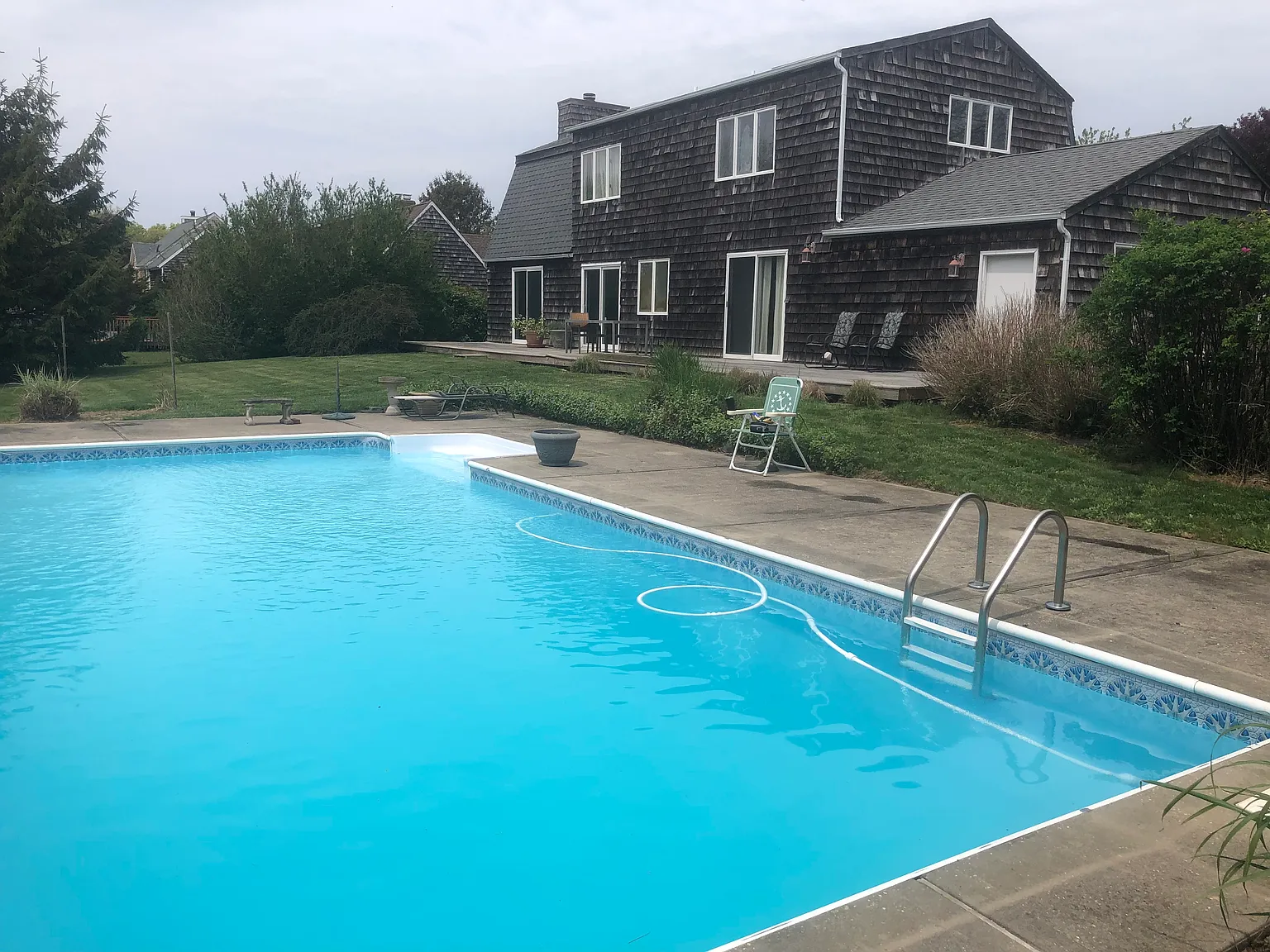 Southampton Year Round Rental South of the Highway Near Village — Photo 3