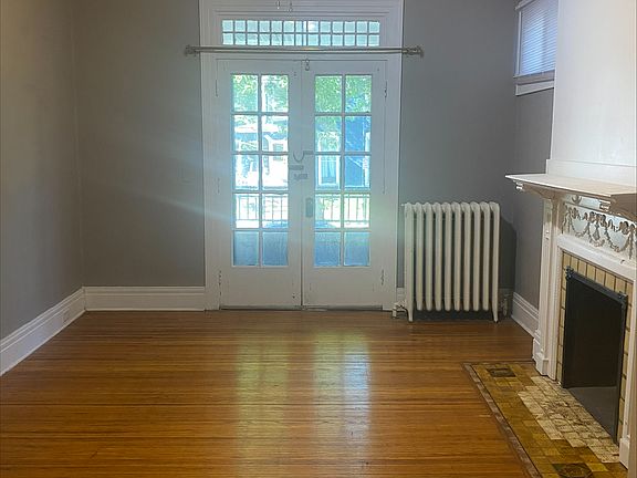 2nd image of 28-30 Park Ave #1
