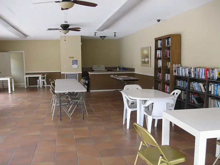 1041 SE Monterey Rd #B — Photo 19