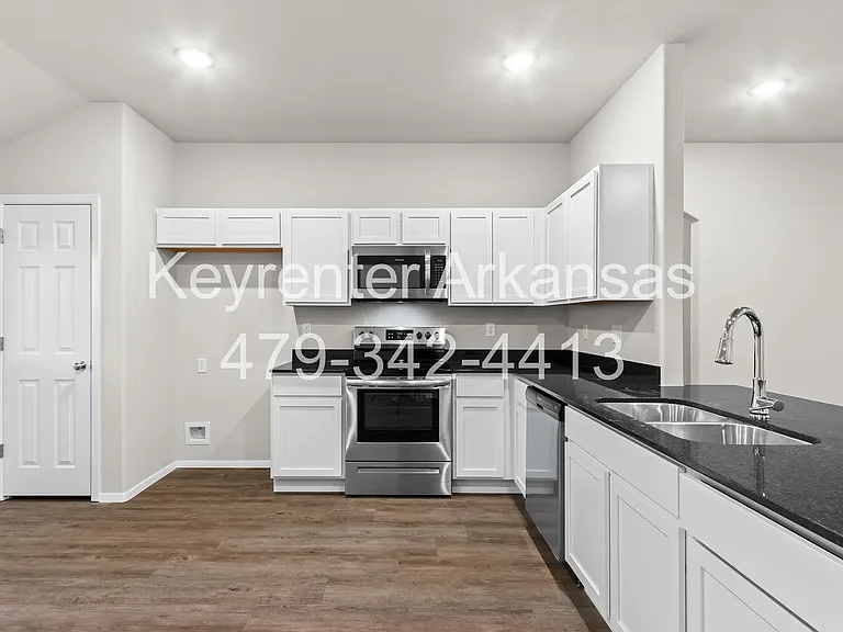 118 Stinson St — Photo 10