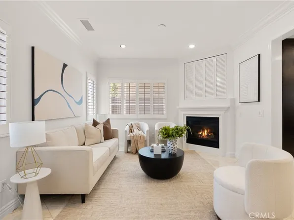 15 Poppyfield Ln, Rancho Santa Margarita, CA 92688