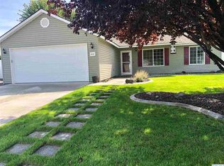 8018 Naches Ct, Pasco, WA 99301