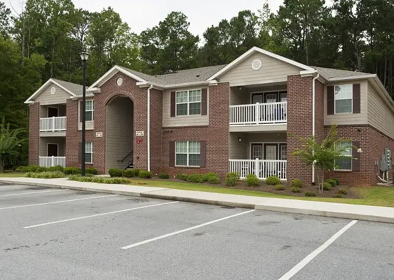 600 Ridge Rd — Photo 2