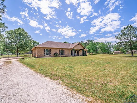 2nd image of 13584 State Highway 154 E