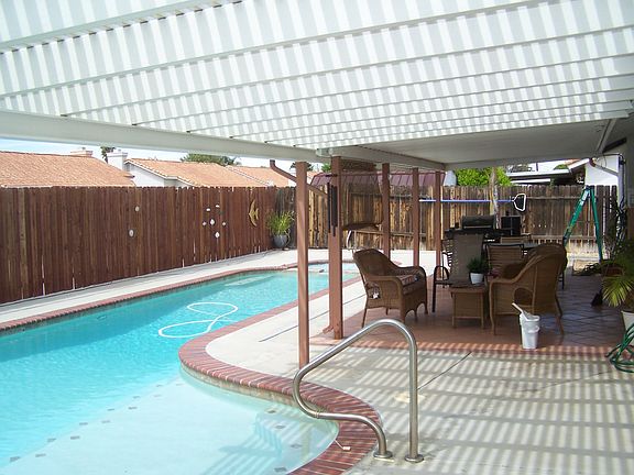 4th image of 29351 Summerset Dr