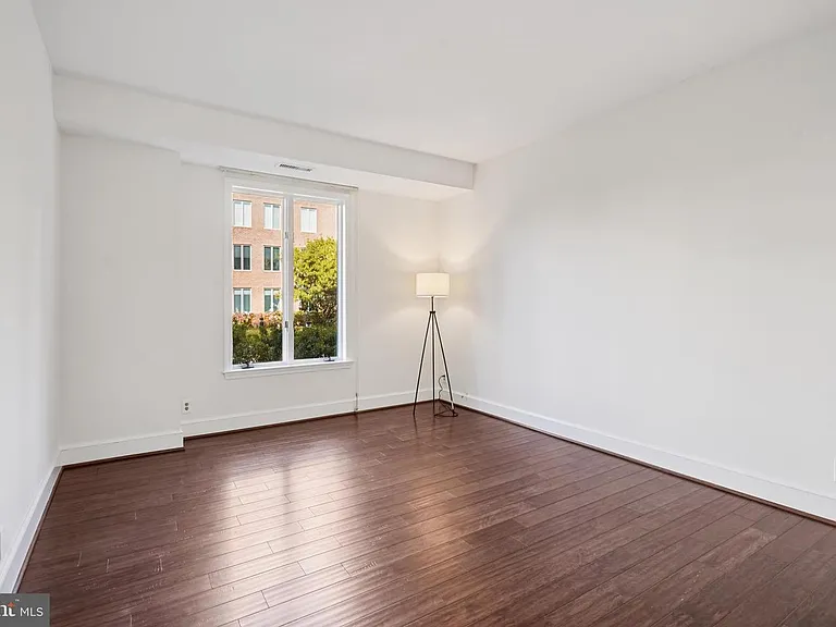 8101 Connecticut Ave S #307 — Photo 18