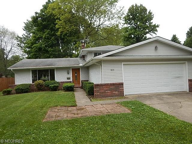 1st image of 4692 Azalea Ln