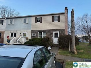 5622 Wedge Ln, Allentown, PA 18106
