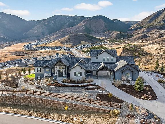 4th image of 4006 Mesa Top Drive