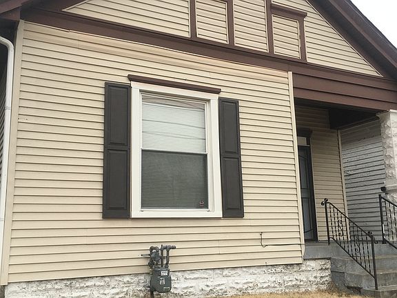 2nd image of 2145 Bank St