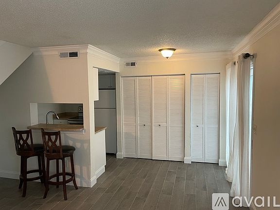 2nd image of 100 Fairway Park Blvd Unit 804