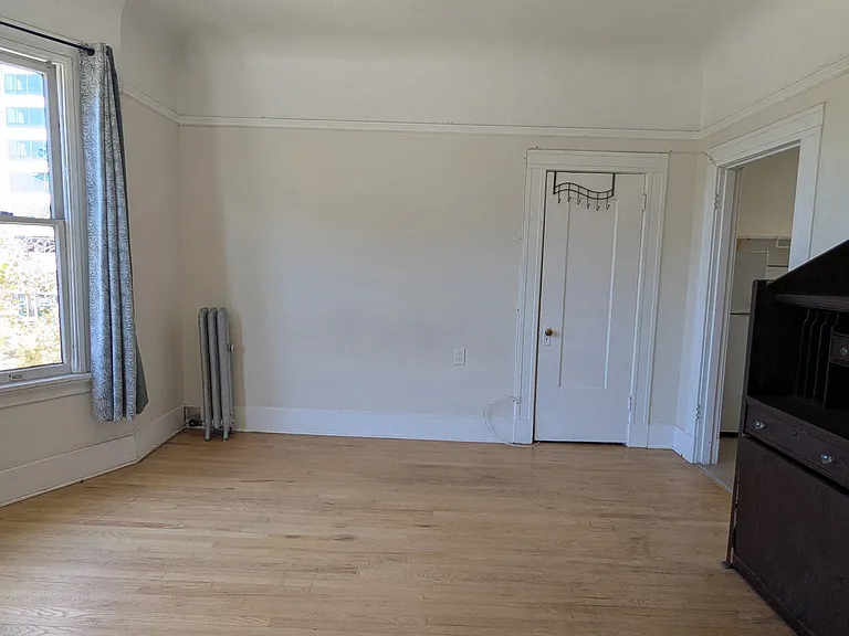 1006 Jefferson St #P — Photo 2