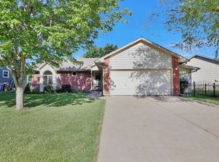 2013 N Stoney Point St, Wichita, KS 67212