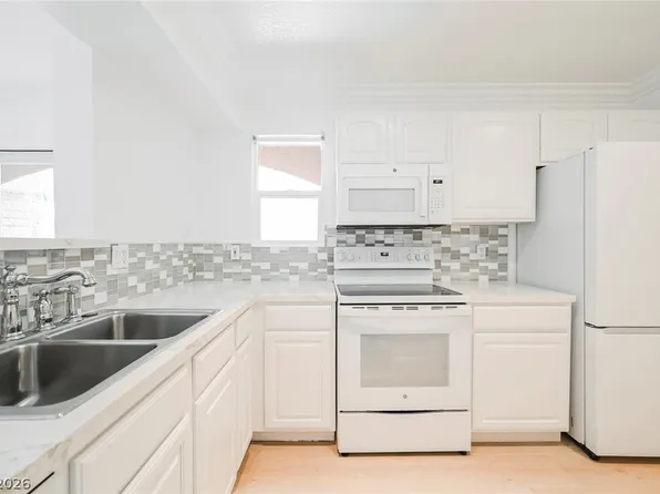 8101 W Flamingo Rd Unit 2041, Las Vegas, NV 89147