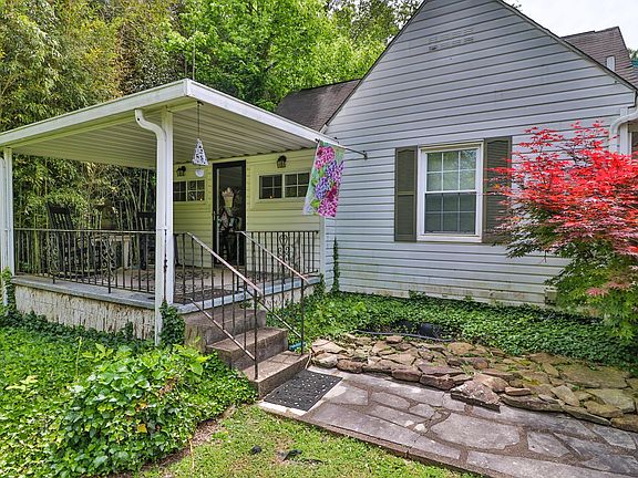 4th image of 2100 Highland Dr