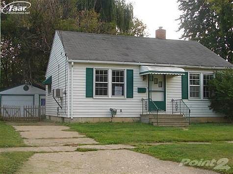 2nd image of 821 Pettibone Ave