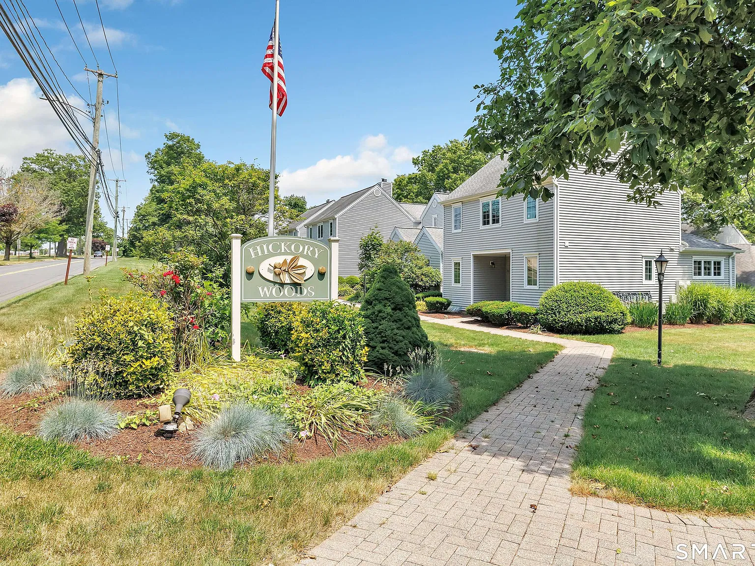 2 bed, 2.5 bath, 1600 sqft, $3,000 — Photo 1