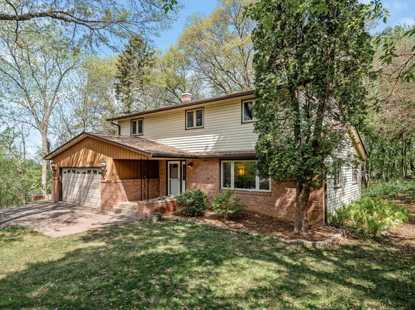 2307 Stillwater Ave E, Maplewood, MN 55119