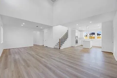 21903 Wycombe Terrace Way — Photo 5